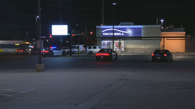 Man critically injured after shooting in Dallas Taco Bell parking lot