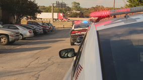 3-year-old found uninjured after man shoots woman, then himself at Dallas apartment
