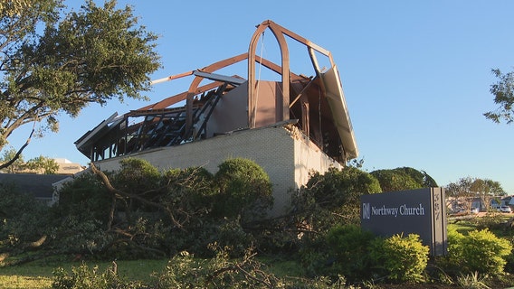 Dallas church heavily damaged by tornado hosts community dinner