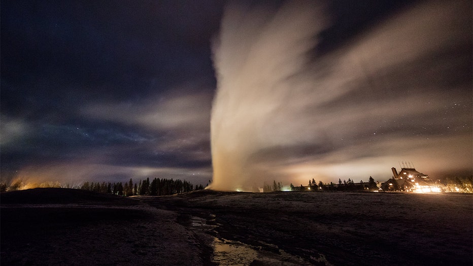 Old-Faithful-THUMB.jpg