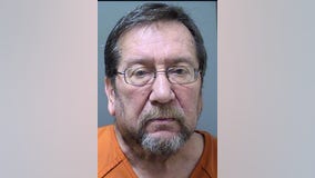 Deputies: 69-year-old man arrested after trying to meet with 14-year-old girls for sex