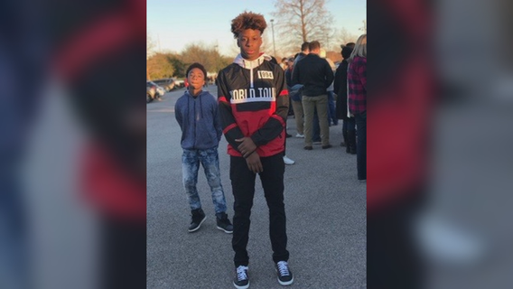 Wake held Sunday for Allen H.S. football player; Funeral set for Monday
