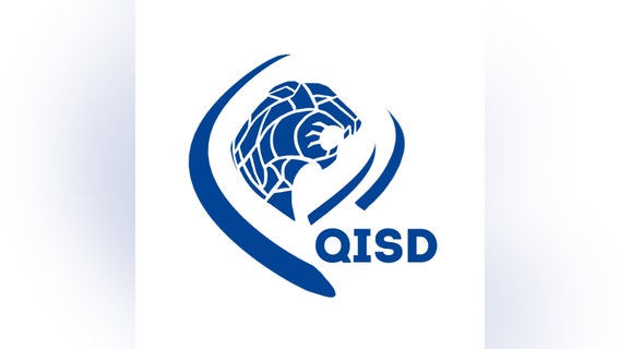 Quinlan middle schooler disciplined after taking gun to school