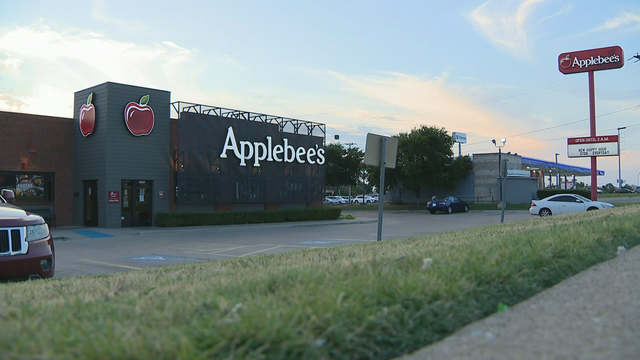Police: Newborn found in Applebee's bathroom trashcan in Irving was stillborn