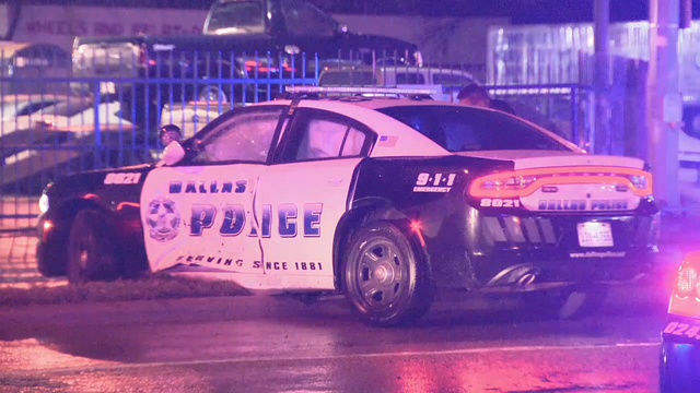 2 Dallas PD officers injured in separate crashes