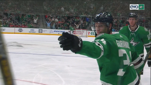 Gurianov scores on penalty shot, Stars beat Canadiens 4-1