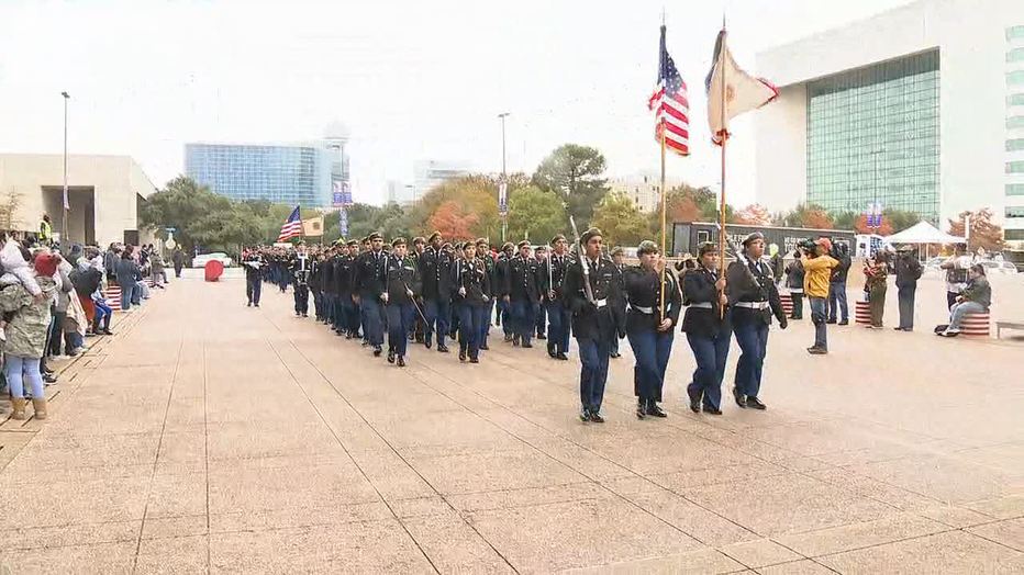 Dallas puts on one of America’s largest Veterans Day parades FOX 4