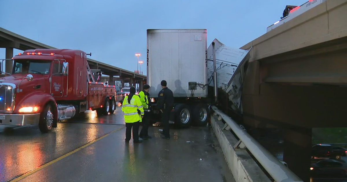 Cold, rainy morning leads to traffic troubles in North Texas | FOX 4 ...