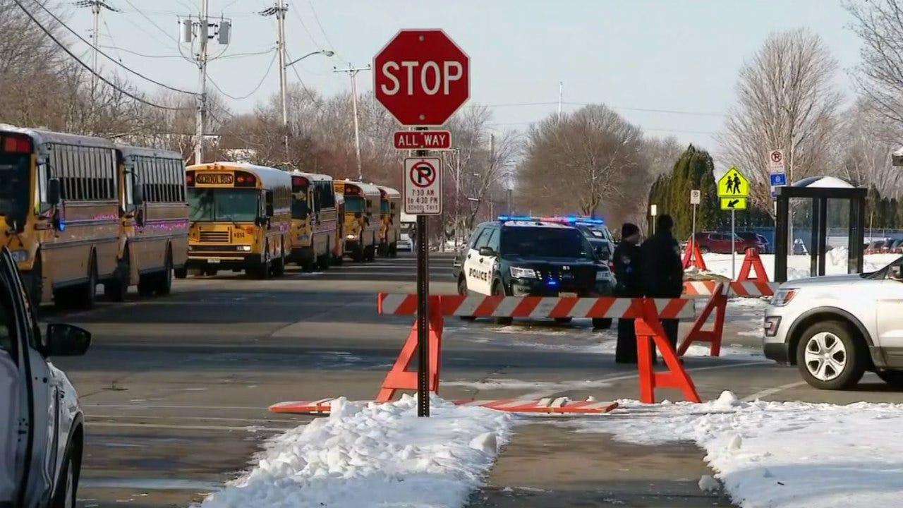 Student, Officer Hurt In Second Wisconsin High School Shooting | FOX 4 ...