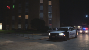 Man fatally stabbed in Dallas high-rise apartment building