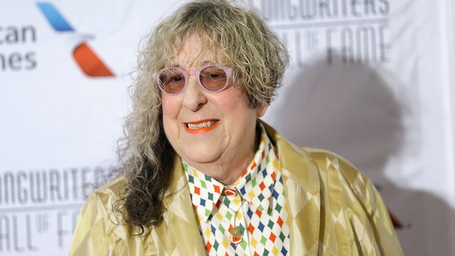 Allee Willis, songwriter famous for 'Friends' theme, dies at 72