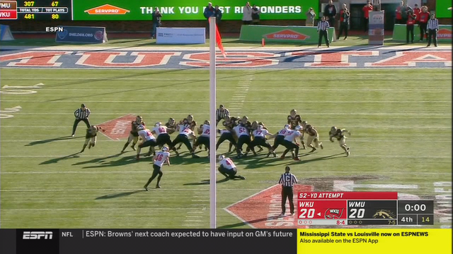 Western Kentucky wins First Responder Bowl 23-20 on FG