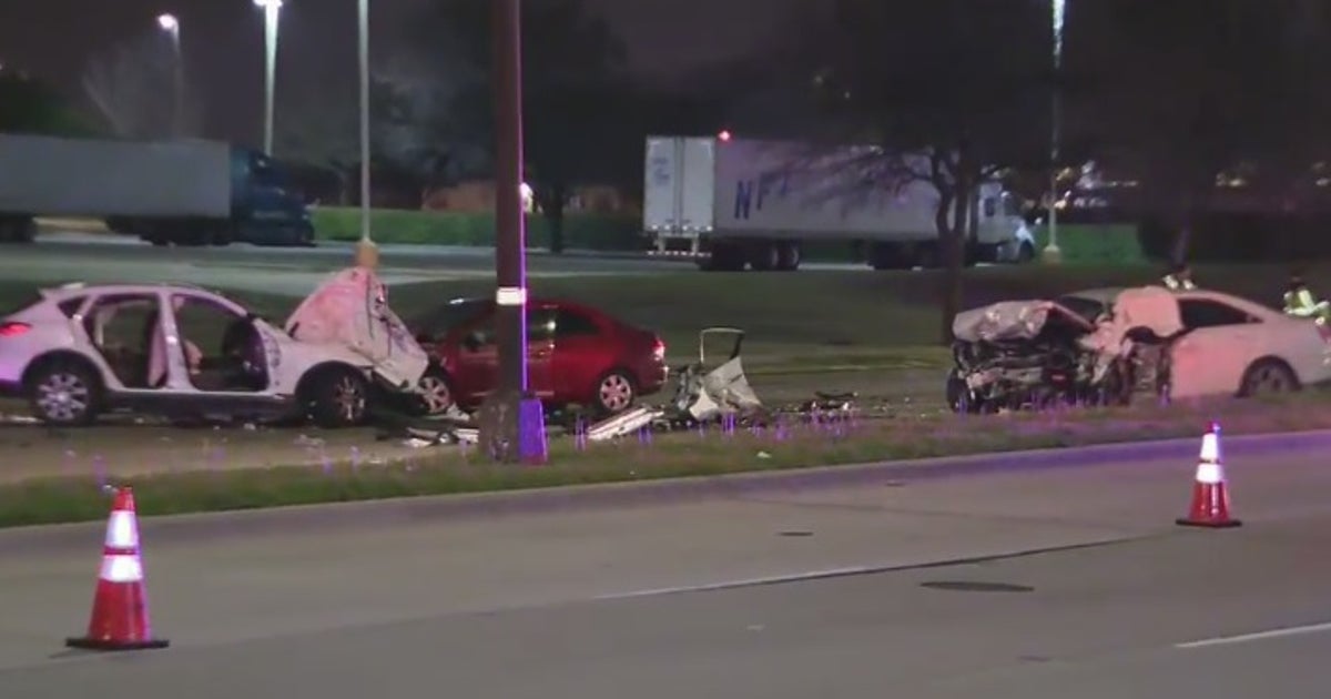 Wrong-way crash in Arlington leaves 2 dead, 1 with serious injuries ...
