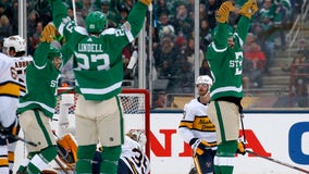 Stars rally to beat Preds 4-2 in Winter Classic at Cotton Bowl