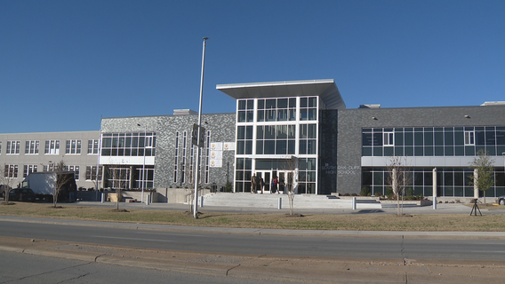 Students return to newly renovated South Oak Cliff High School