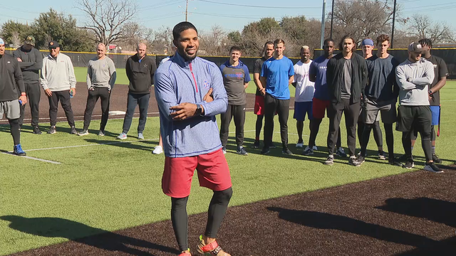 Elvis Andrus donates baseball, softball equipment to Thomas Jefferson H.S. teams