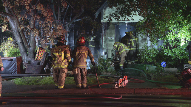Woman critically injured in South Dallas house fire