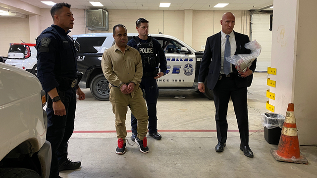Fugitive serial killer who fled to Mexico now back in Dallas