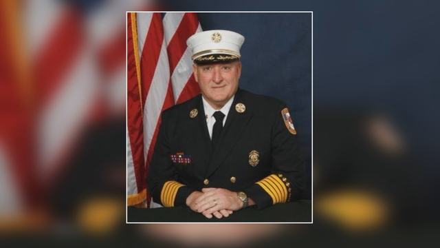 Lewisville fire chief dies after battling cancer