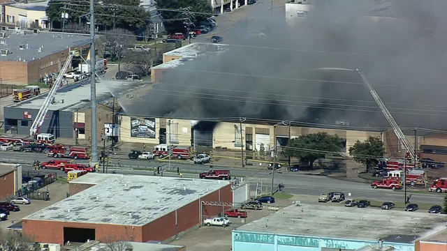 No injuries after warehouse fire in Dallas Design District
