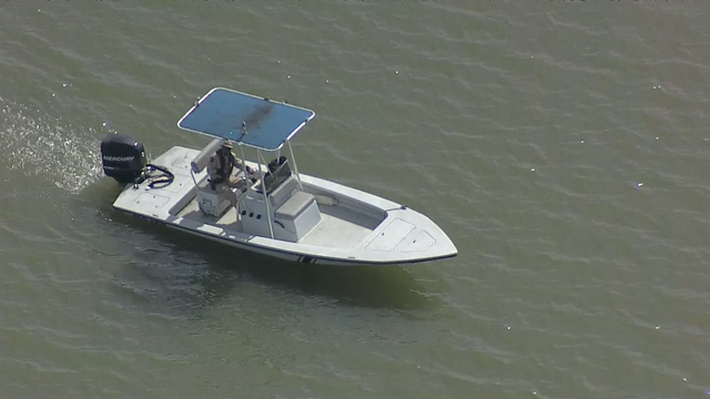 Crews search Lake Ray Hubbard for missing Rowlett man