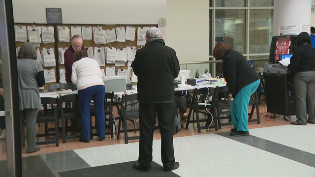 Dallas County faces shortage of election judges for Super Tuesday