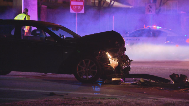 1 critically injured, 3 arrested following Dallas crash and police chase