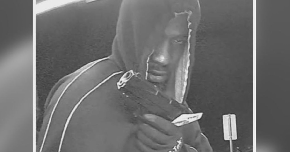 Arlington police search for serial armed robber | FOX 4 Dallas-Fort Worth