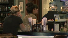 Florida closing bars, nightclubs for 30 days; issues sweeping changes for restaurants, beaches