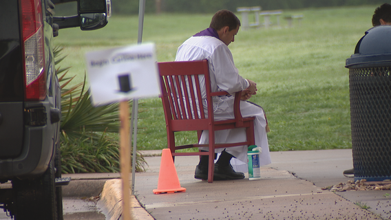North Texas churches turning to online, drive-in services due to coronavirus restrictions