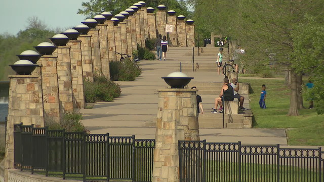 Dallas warns it could close all parks, trails if people don’t practice social distancing