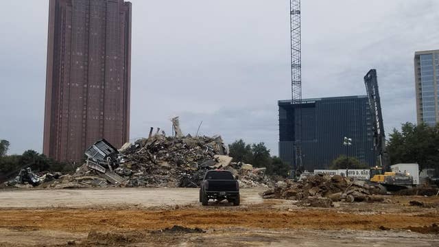 ‘Leaning Tower of Dallas’ finally falls, two weeks after failed implosion