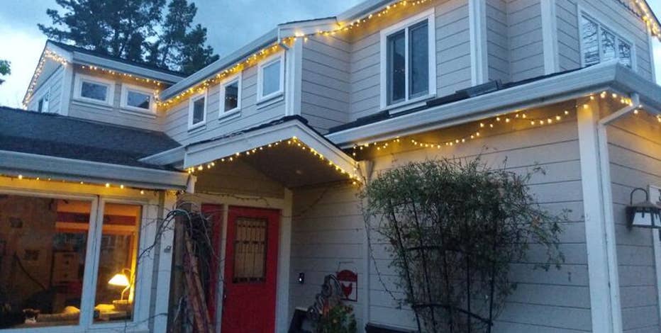 Dallas City Council working to prevent traffic from viral Christmas decor