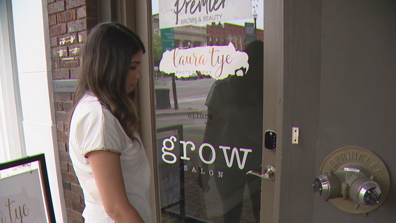 McKinney photographer allowed to retrieve her equipment after being locked out of studio