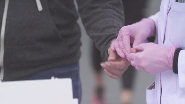 Tarrant County paying college students to help with contact tracing