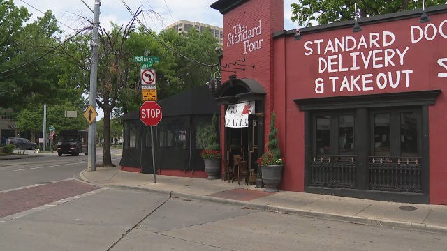 Takeout orders not enough to keep some Dallas restaurants from closing