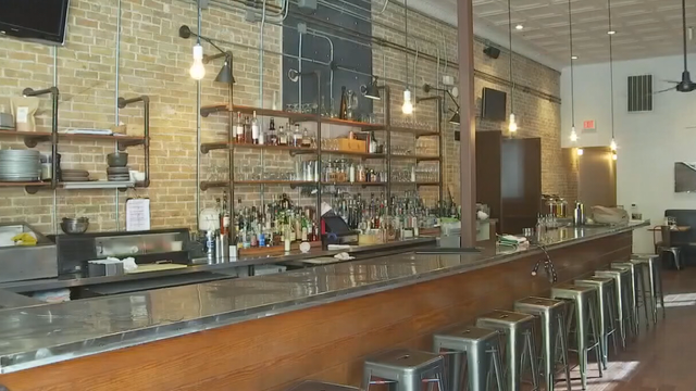 Bars sue to block Texas governor’s shutdown order