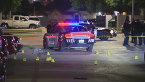 14-year-old found shot outside West Dallas apartments