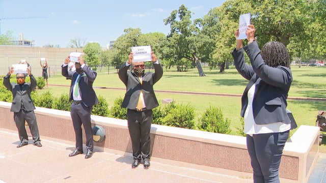 Texas state representative leads charge at Dallas 'Say Their Names' protest