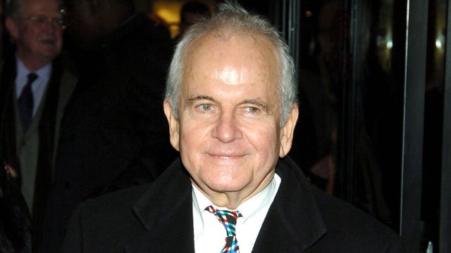 Ian Holm, 'Lord of the Rings' and 'Alien' star, dies at 88