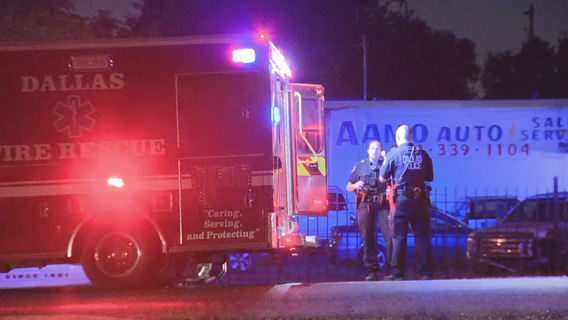 Robbery suspect shot by another suspect in Far East Dallas