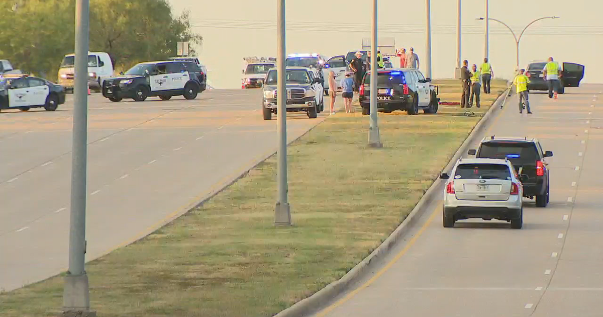 1 killed when 4 cyclists hit in east Fort Worth | FOX 4 Dallas-Fort Worth