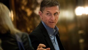 Appeals court keeps Flynn case alive, won't order dismissal