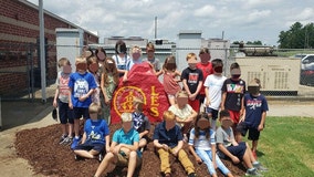 Group photo of Georgia 3rd grade class without masks sparks controversy