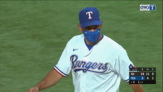 2 Rangers suspended for throwing behind hitter after slam
