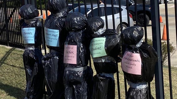 Dallas teachers rally for online learning through January 2021