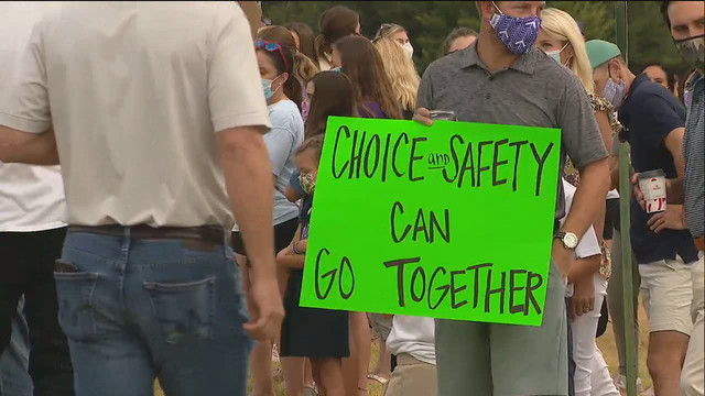 Fort Worth ISD parents protest plans for online learning