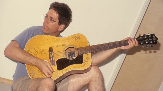 Red Hot Chili Peppers guitarist Jack Sherman dead at 64