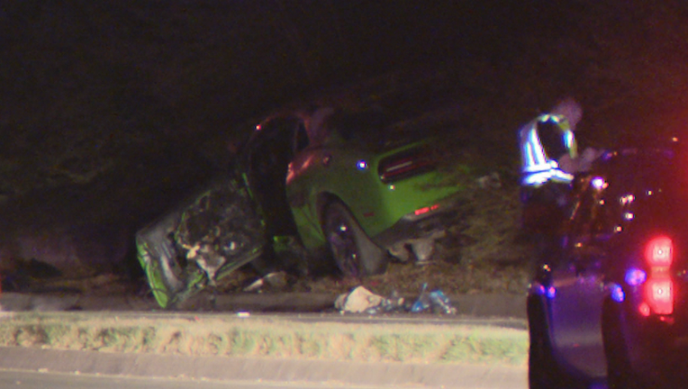 Young woman killed in fiery crash near Fort Worth Zoo