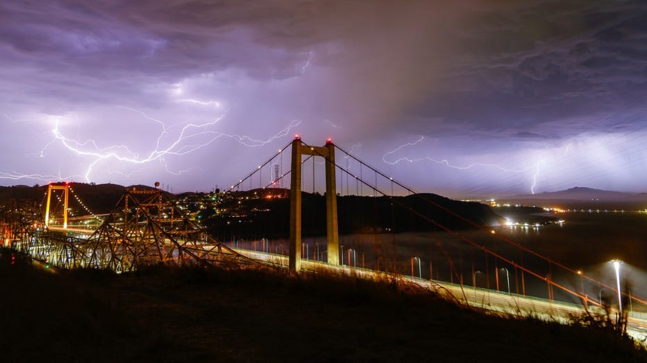 LIGHTNING-BRIDGE.jpg